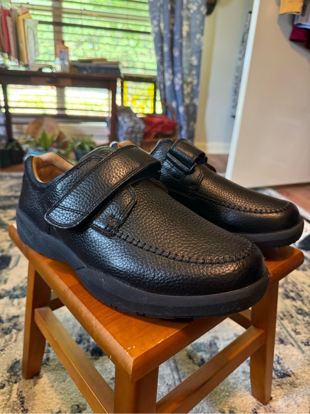 Men's Dr Comfort Diabetic shoes-  Black Leather Velcro Comfort size 13.5 XW